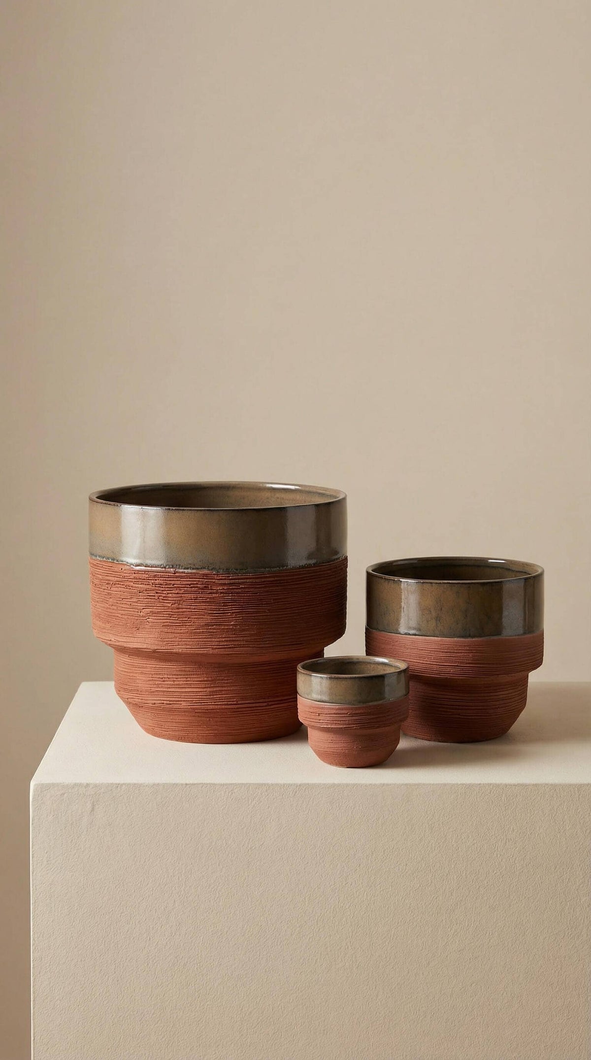 Ceramic Planter Pot, Two-Tone with Drainage - Freya - Glass Garden Studio