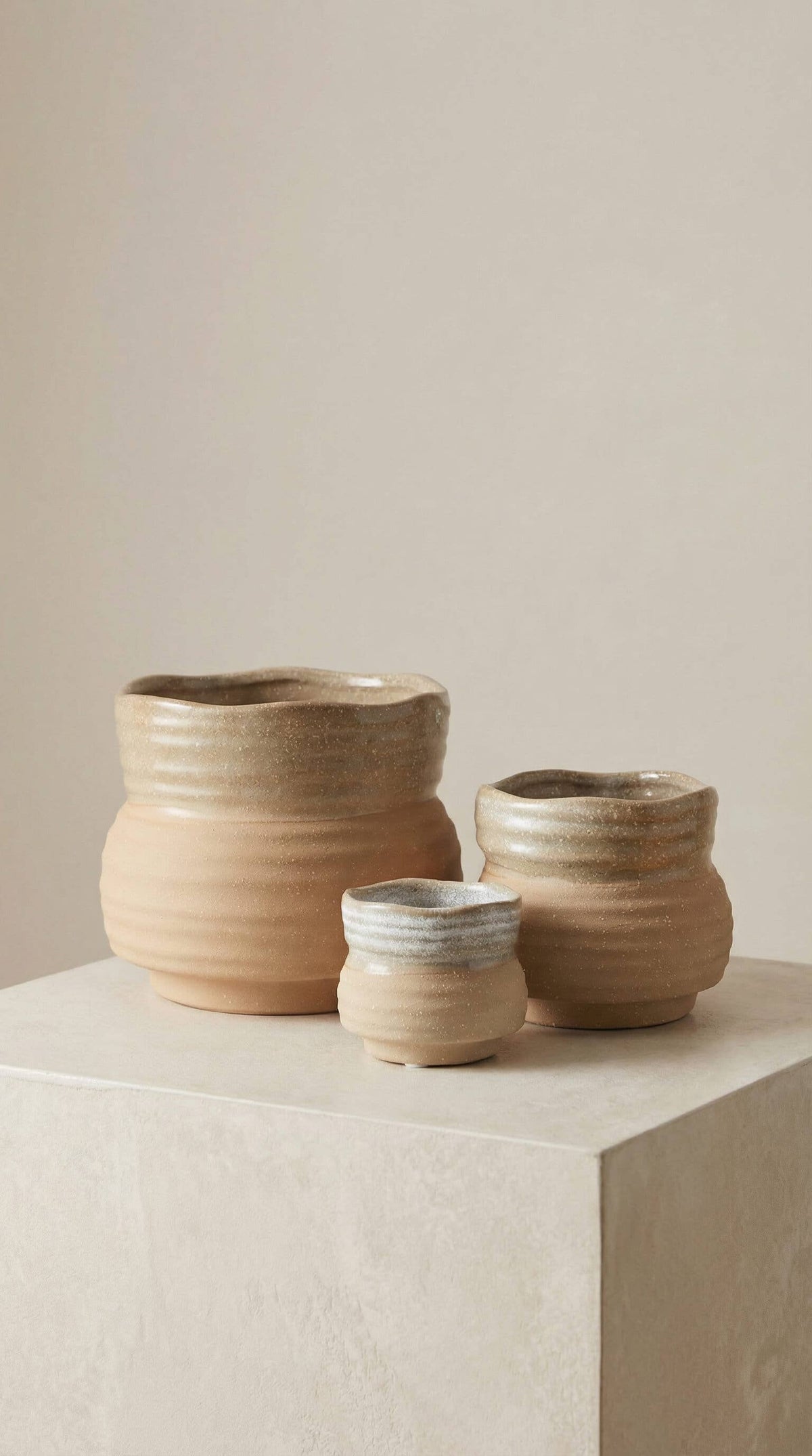 Ceramic Planter Pot, Speckled with Drainage - Marisol - Glass Garden Studio