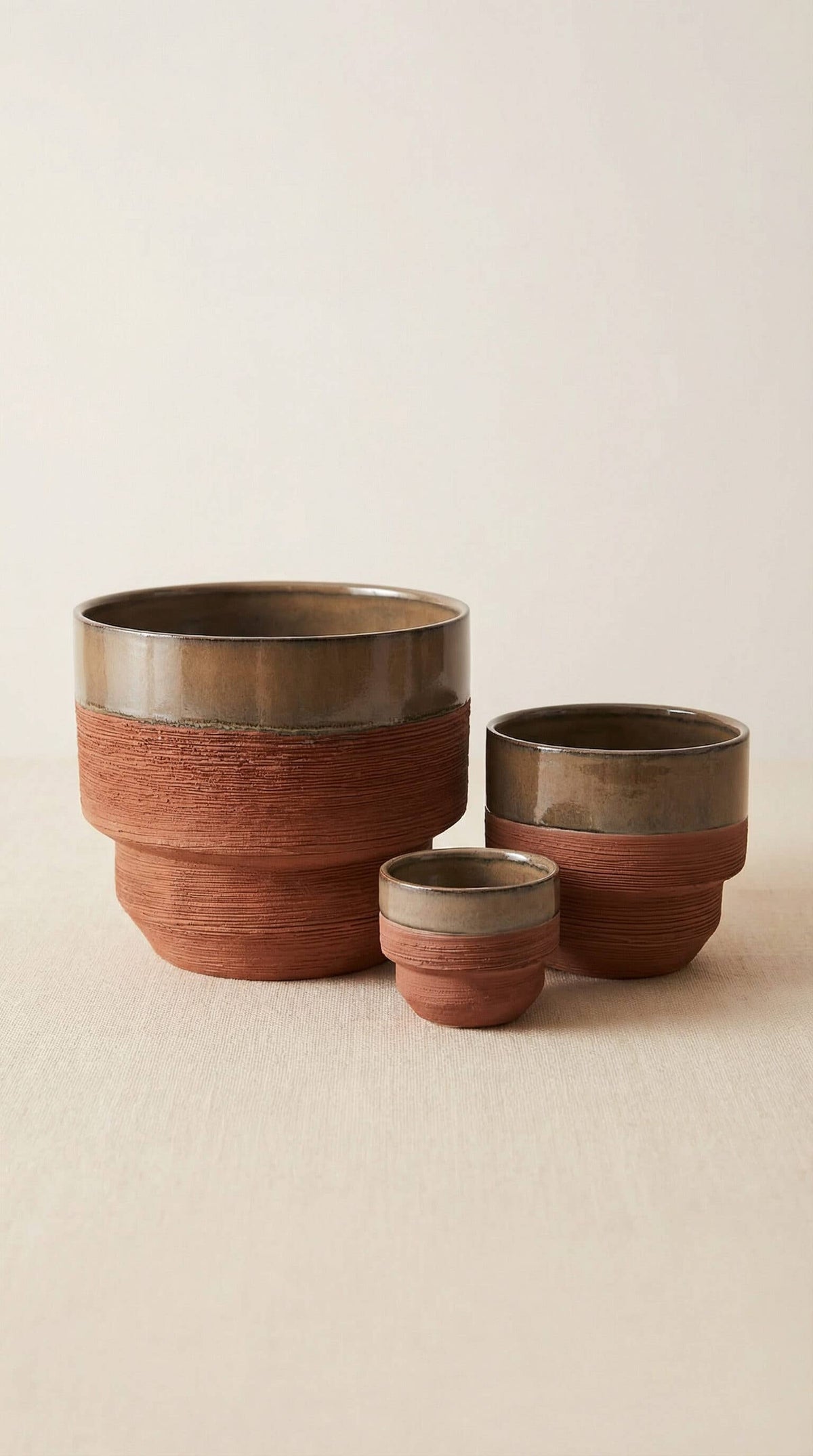 Ceramic Planter Pot, Two-Tone with Drainage - Freya - Glass Garden Studio