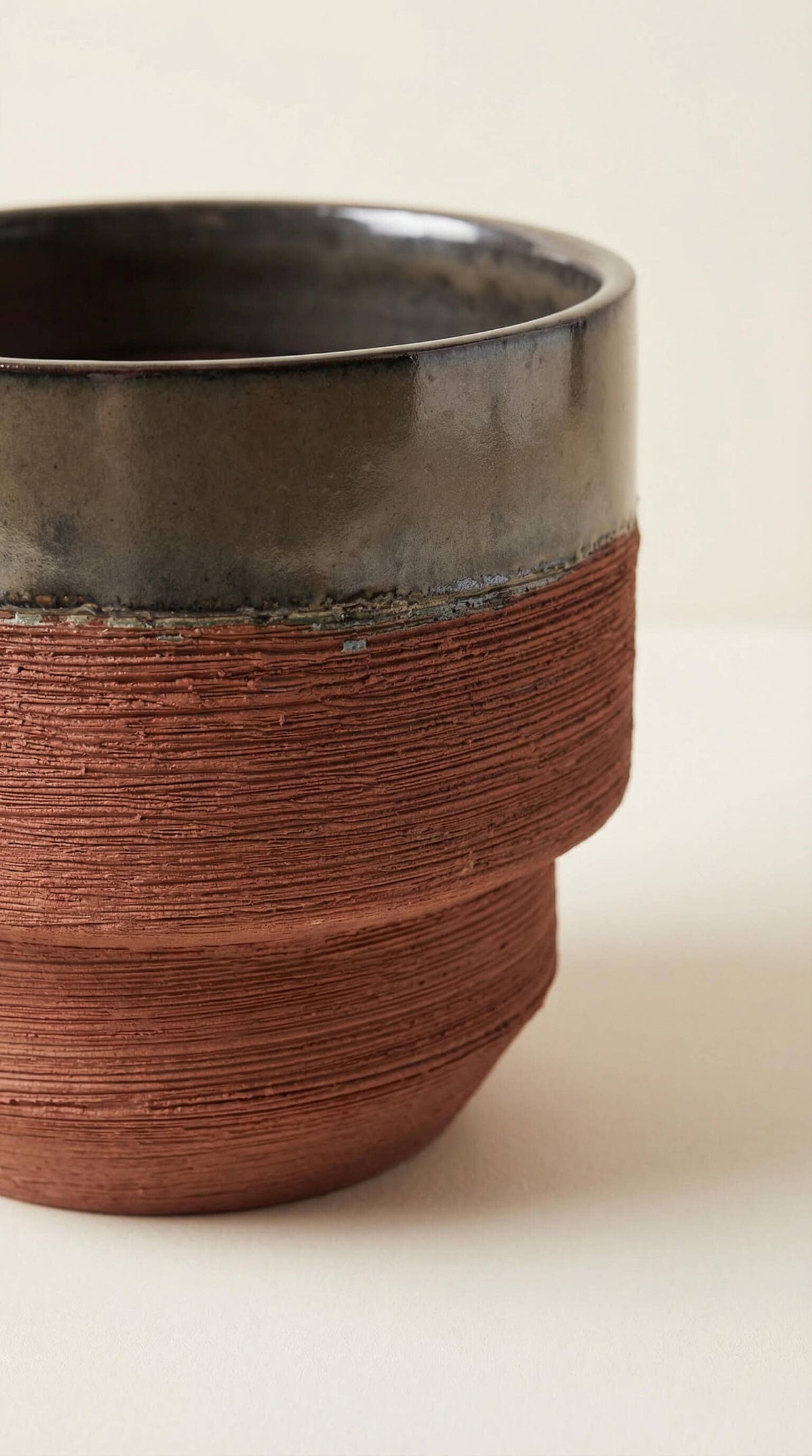 Ceramic Planter Pot, Two-Tone with Drainage - Freya - Glass Garden Studio